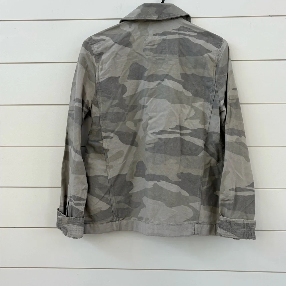 Abercrombie & Fitch Women’s Camo Jacket - Picture 2 of 6